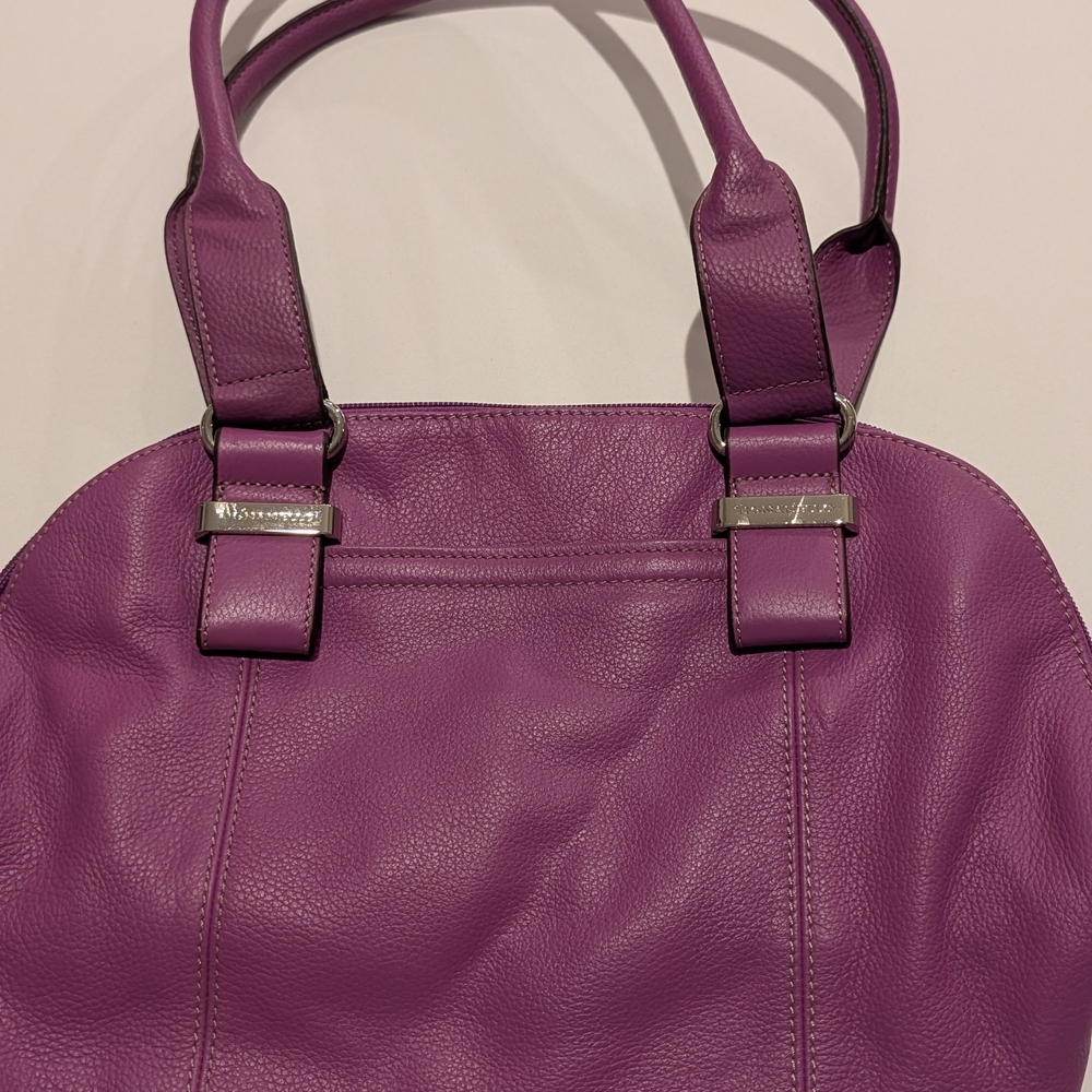 Purple Leather Shoulder Bag, Tignanello Brand.